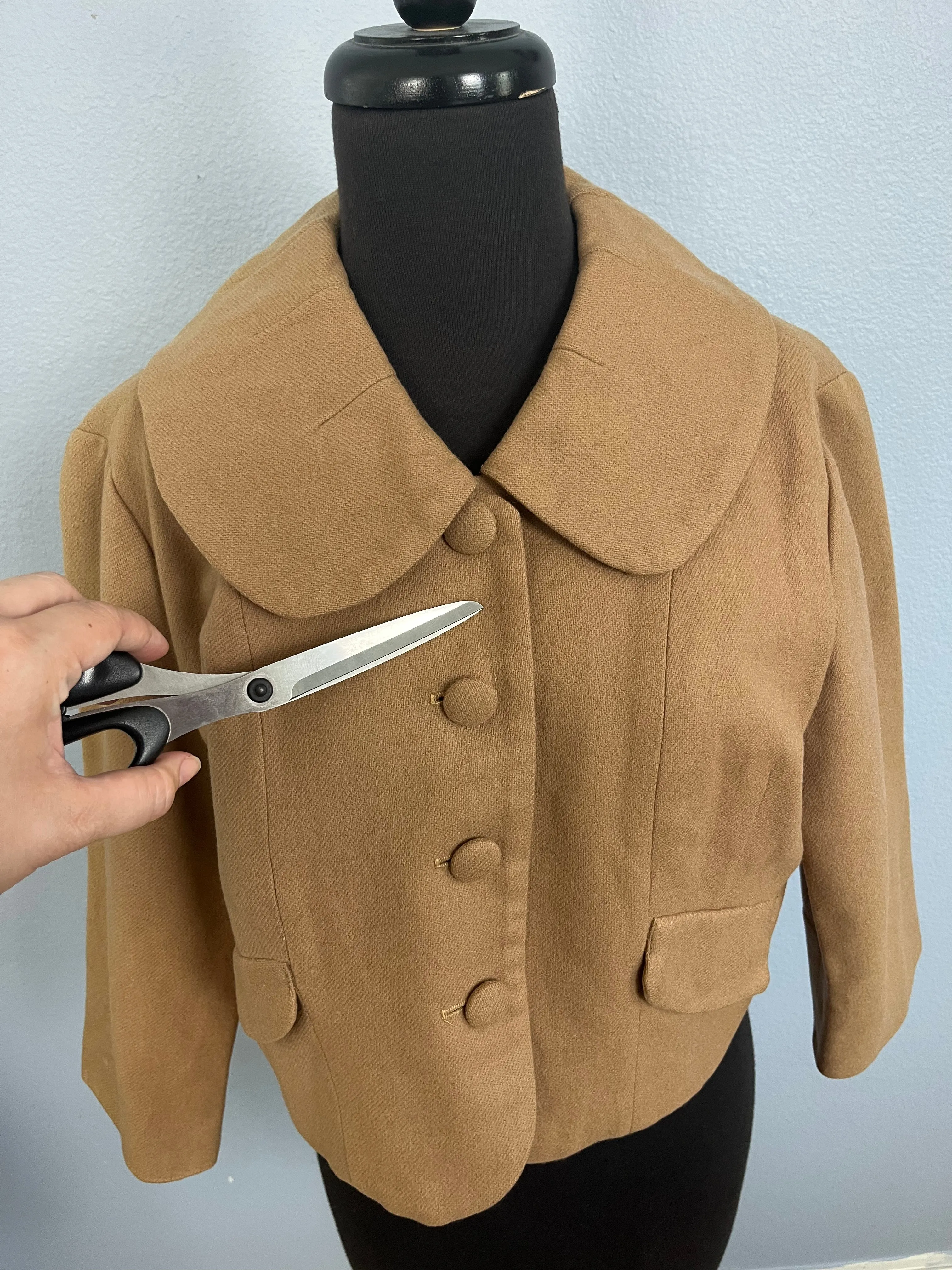 1960’s Tan Wool Cropped Bolero Jacket with 4 buttons - M/L