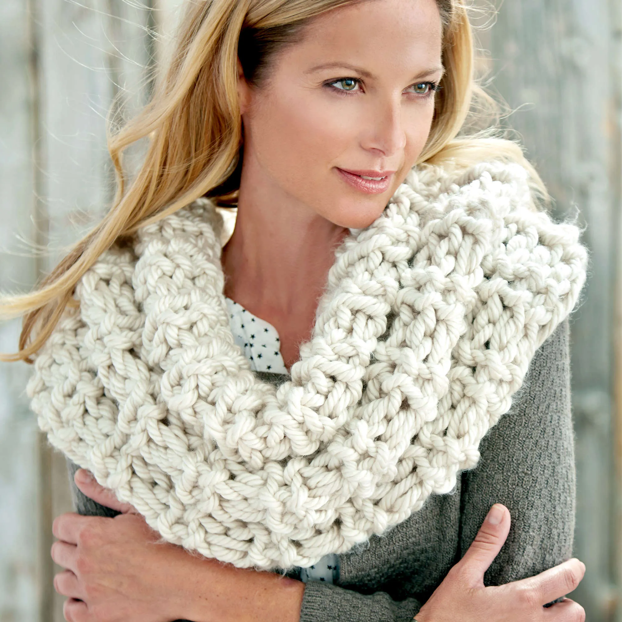 Bernat Knit Shaker Rib Great Cowl