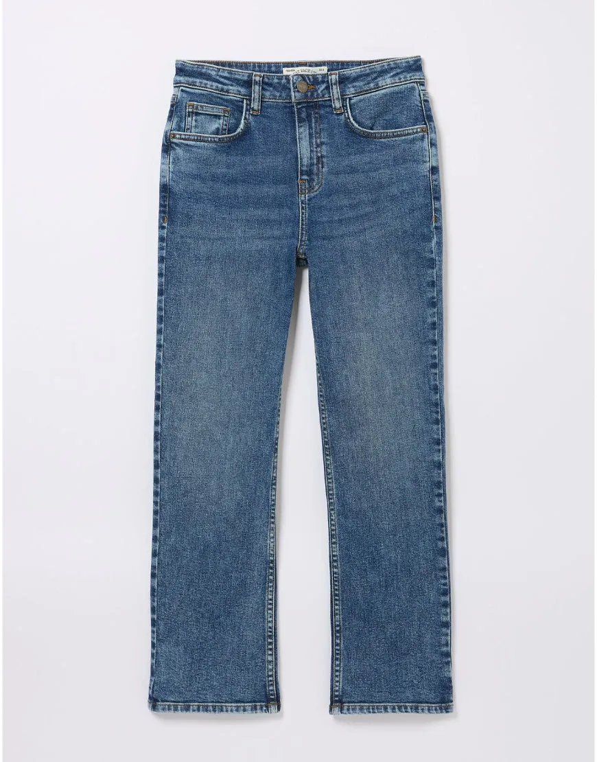 Capri Jeans in Mid Blue