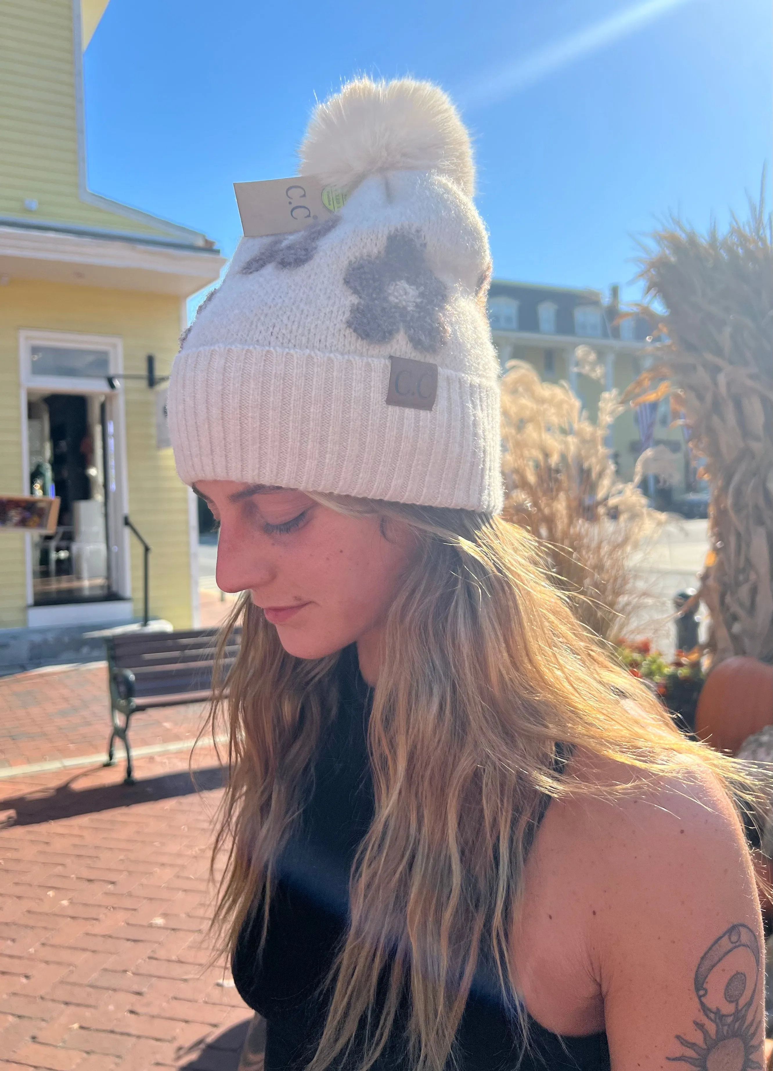 Daisy CC Knit Beanie With Pompom - Beige