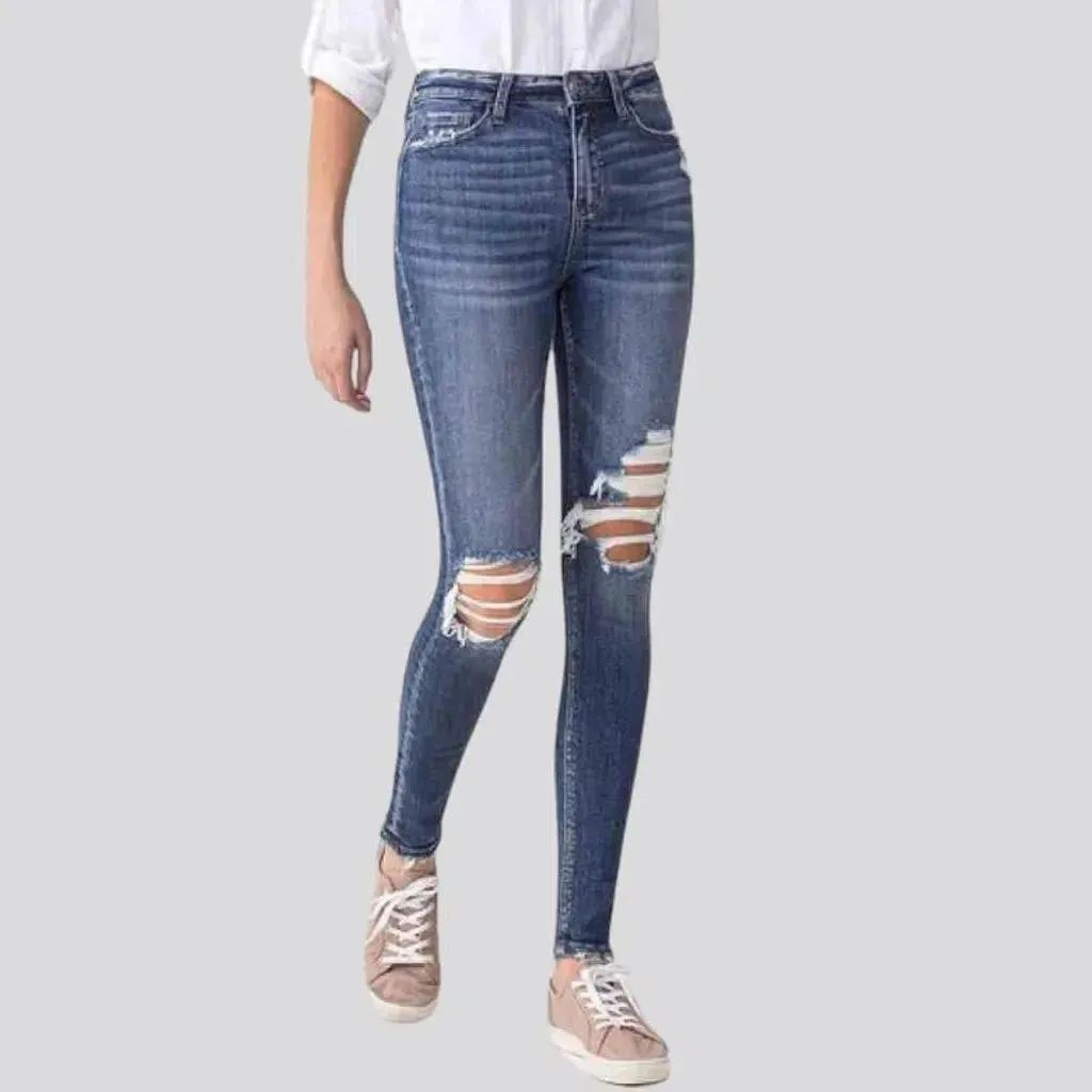 Distressed skinny jeans
 for women