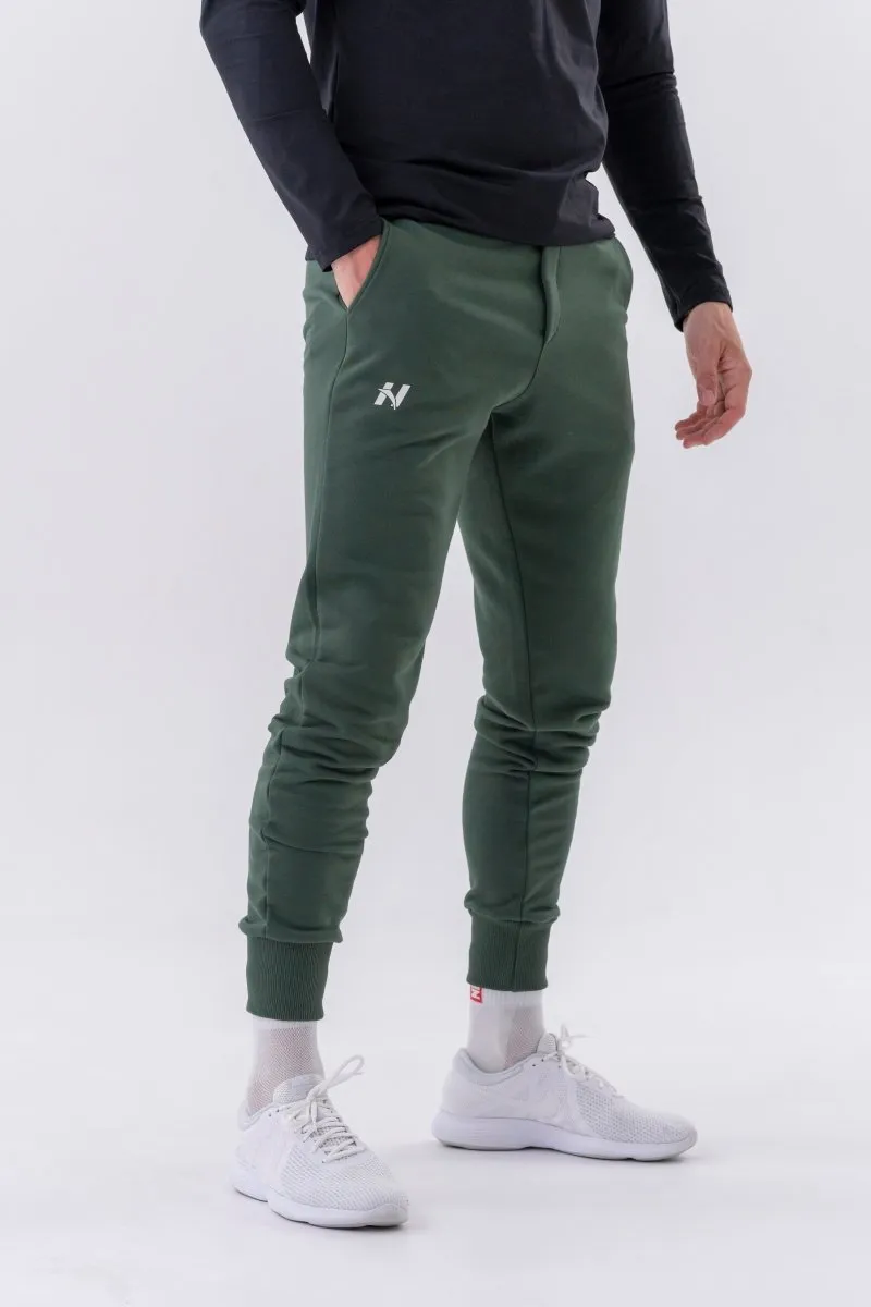 Nebbia Reset Slim Sweatpants with Side Pockets 321 - Dark Green