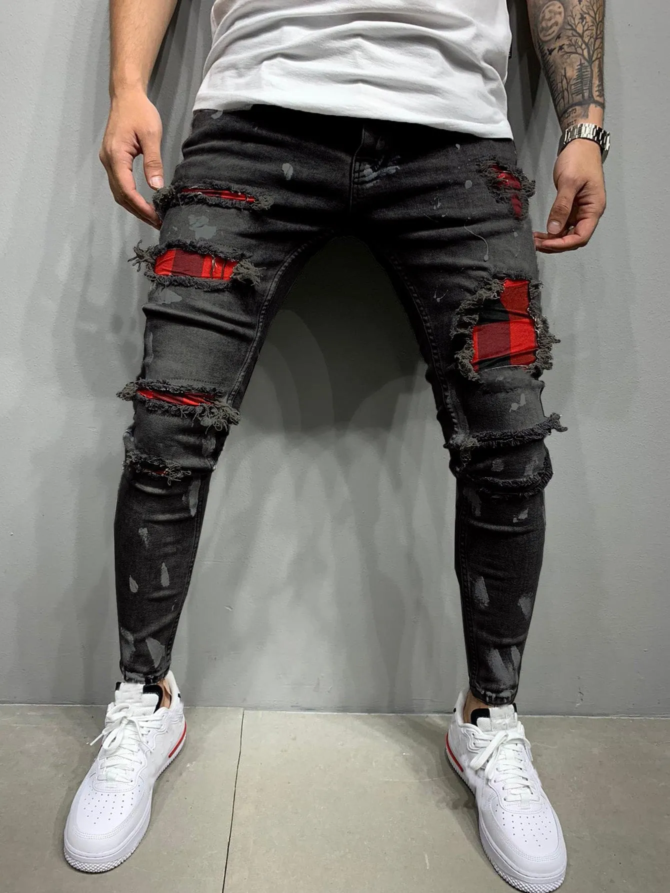 ROMWE Guys Plaid Spliced Ripped Jeans