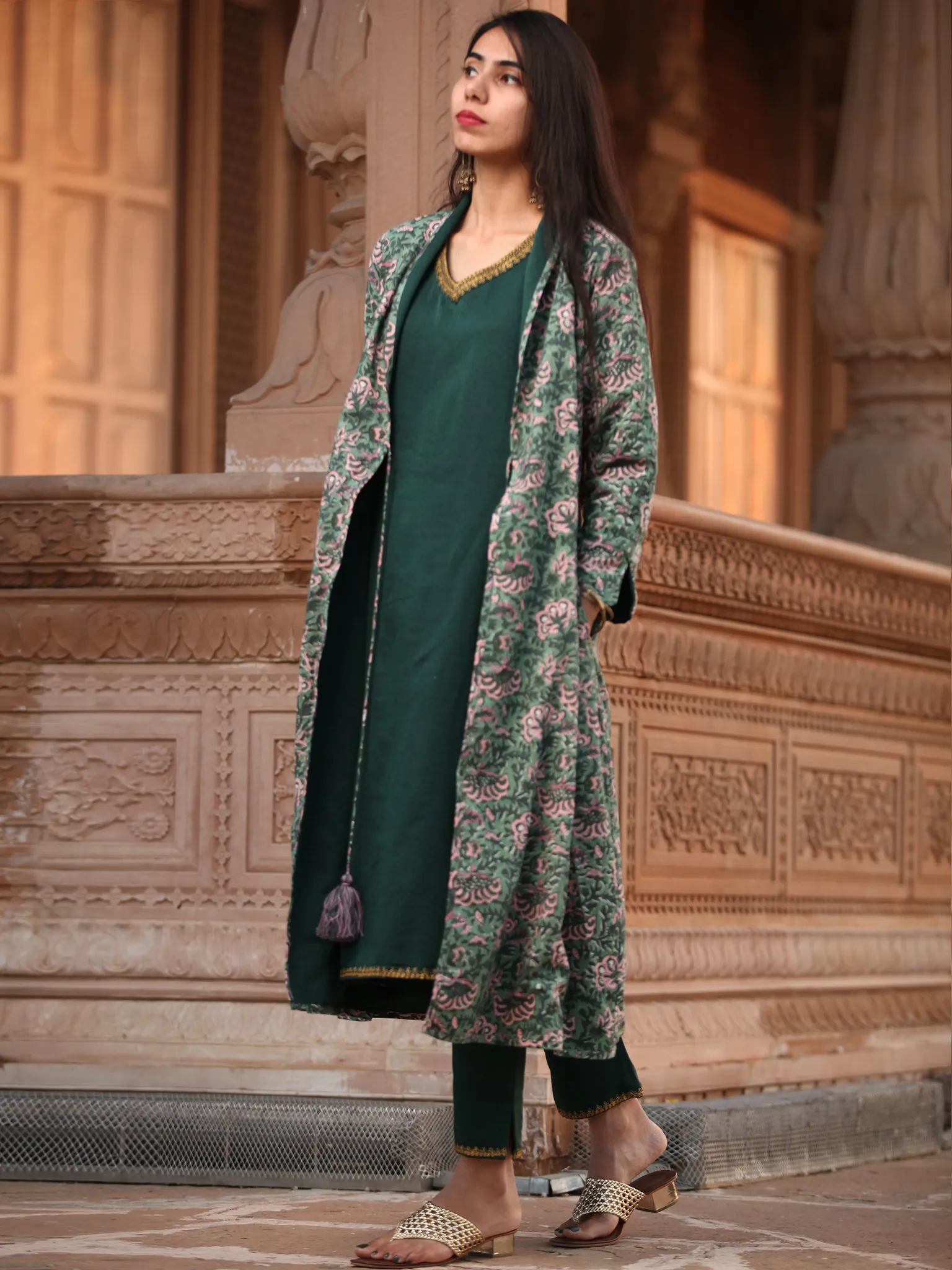 Shishir Aisha - Handloom Woolen Reversible Jacket - KJ10A0010