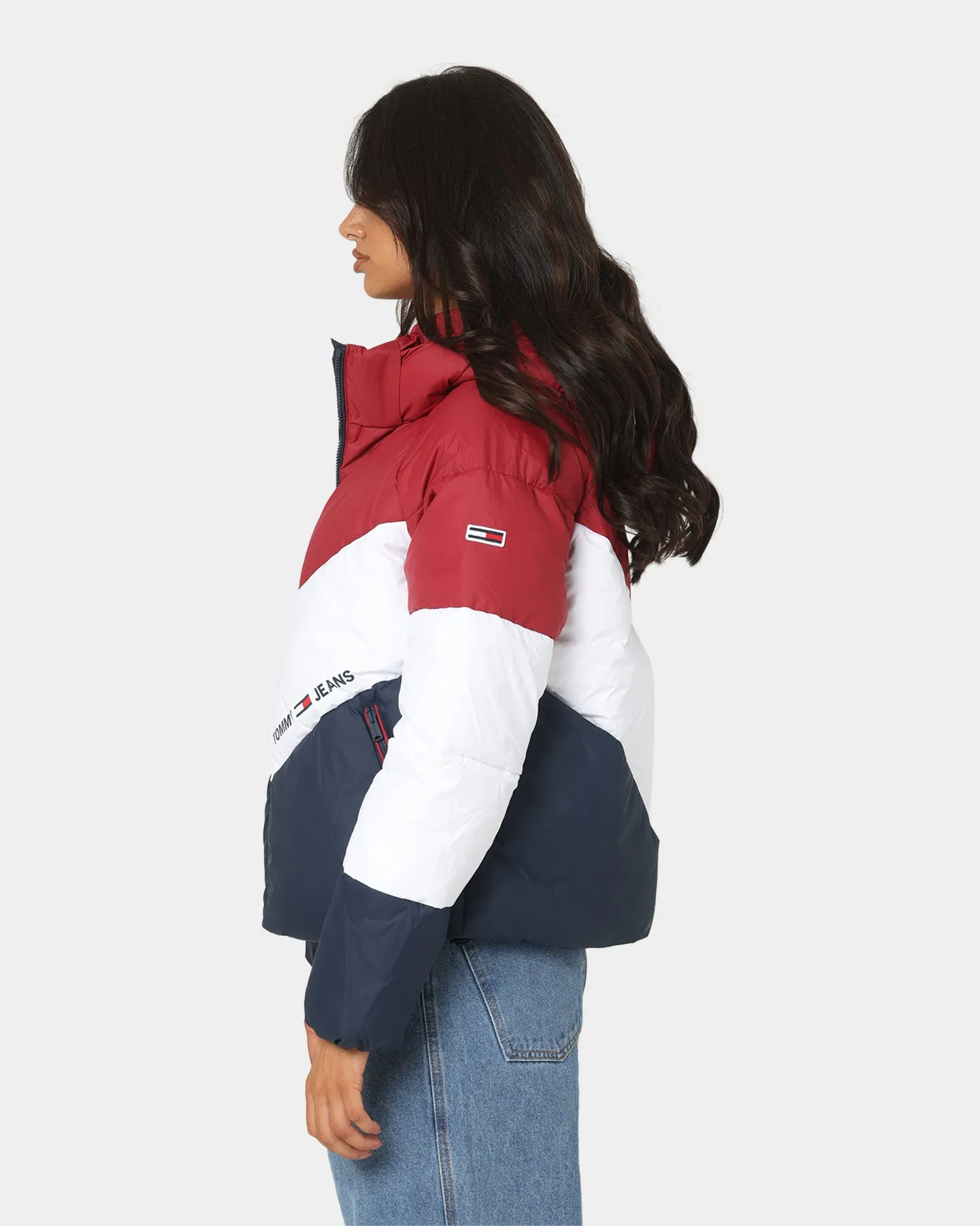 Tommy Jeans Women's Puffer Jacket Cranberry