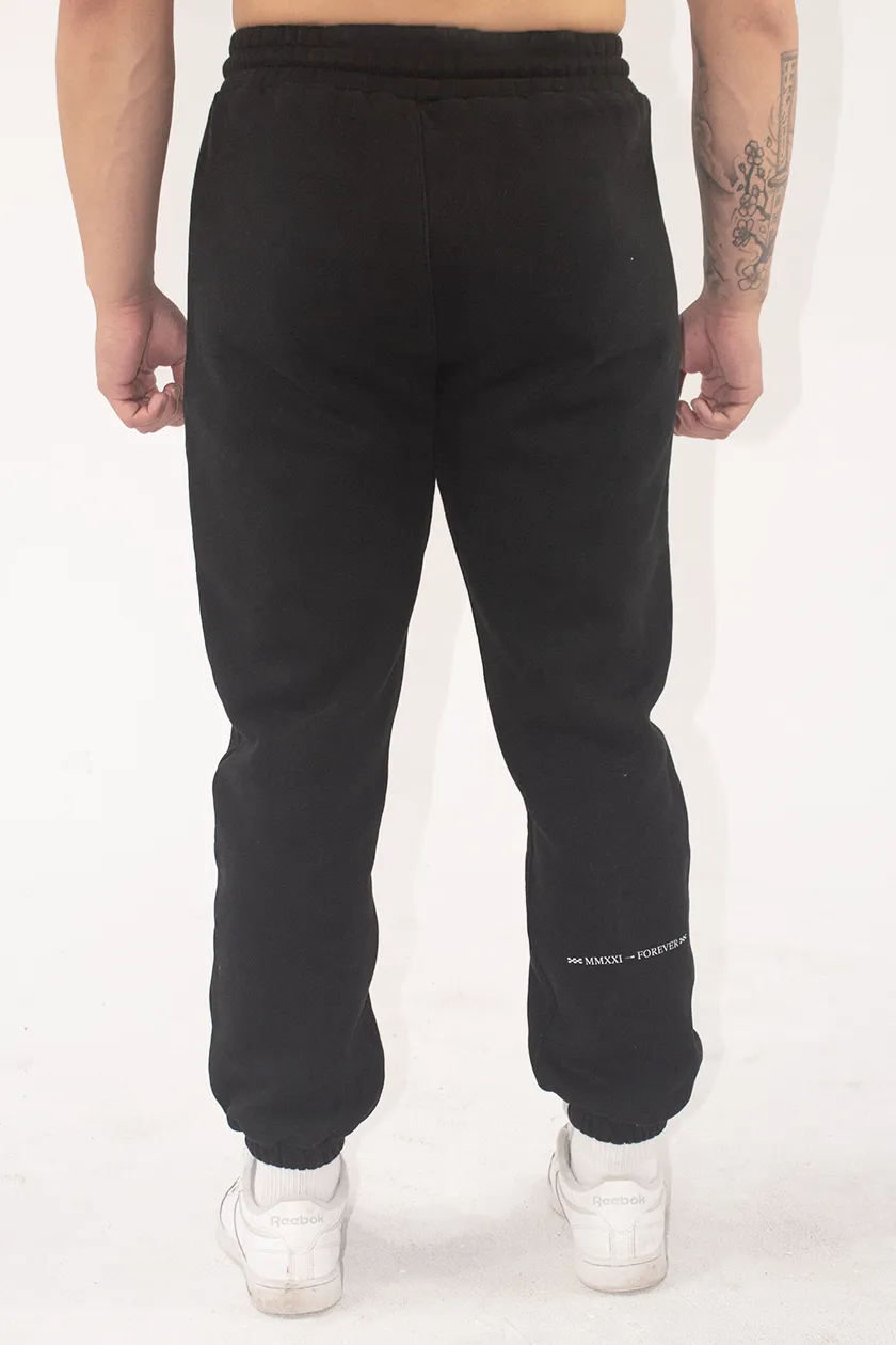 UC09 Resurgence Joggers - Black/White